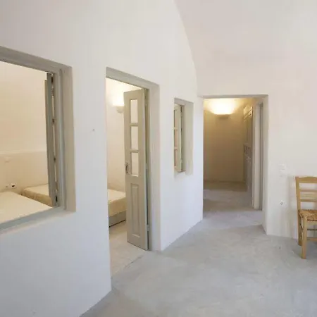 Neema Maison Finikia Santorini 4* 伊亚