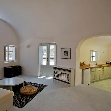 Ambelia Traditional Apartmanhotel Ía