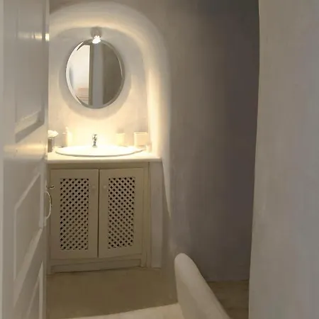Ambelia Traditional Apartmanhotel 3*