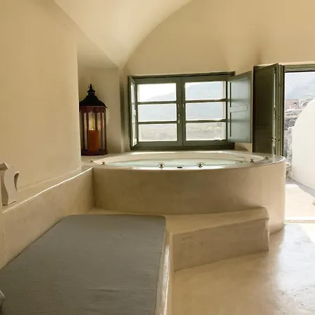 Ambelia Traditional Apartmanhotel Ía