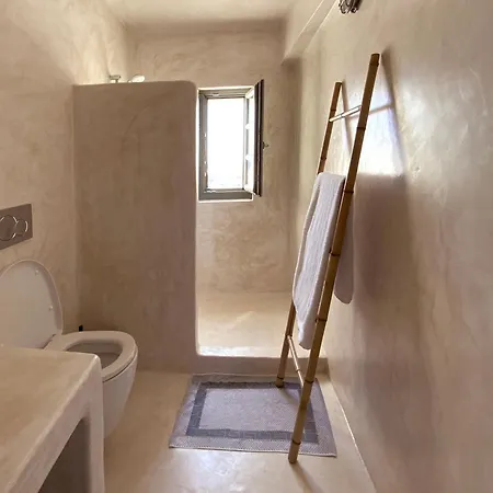 Ambelia Traditional Apartmanhotel